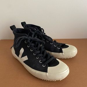 Veja Nova High Top